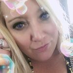 Profile Picture of Bobbi Wolf-Snashell (@moonchild84) on Instagram