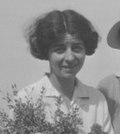 Profile Picture of Lucy Hoskingon Wikipedia