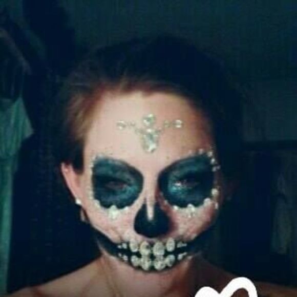 Profile Picture of Kim Coyle (@kimmy_pooh) on Poshmark