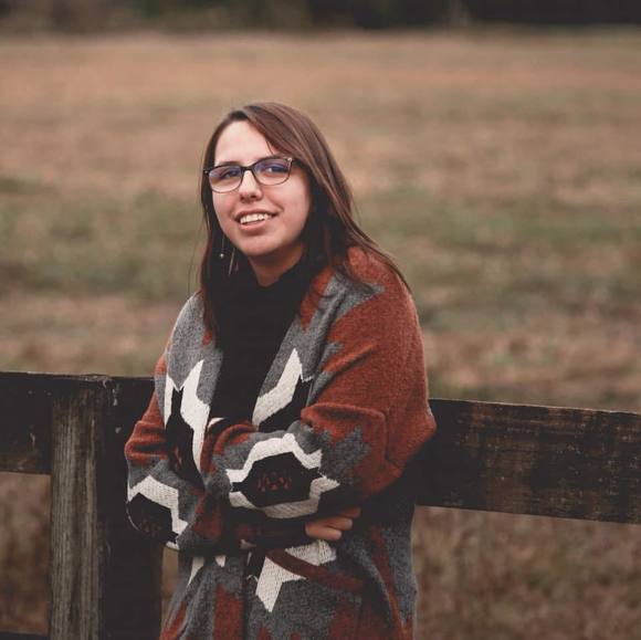 Ashley Suchan - Poshmark Profile Picture of Ashley Suchan (@ashleysuchan) on Poshmark