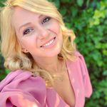 Profile Picture of Alice Damian (@alizdamian) on Instagram