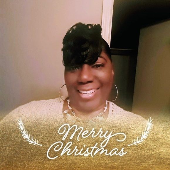 Profile Picture of Charlene Roach prescott (@3littlechics) on Poshmark