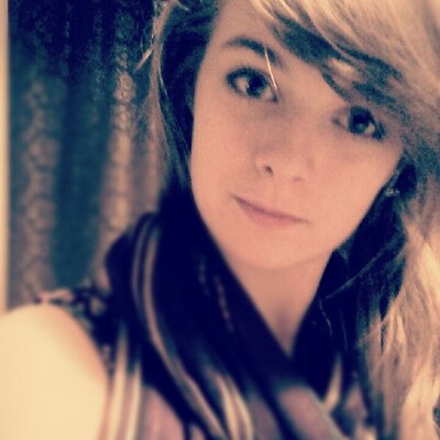 Profile Picture of Laura Hinton (@LlAaUuRrAax) on Twitter