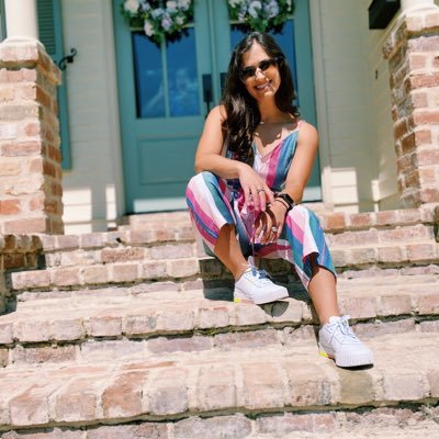 Profile Picture of Caroline Knowles (@c_knowles1) on Twitter