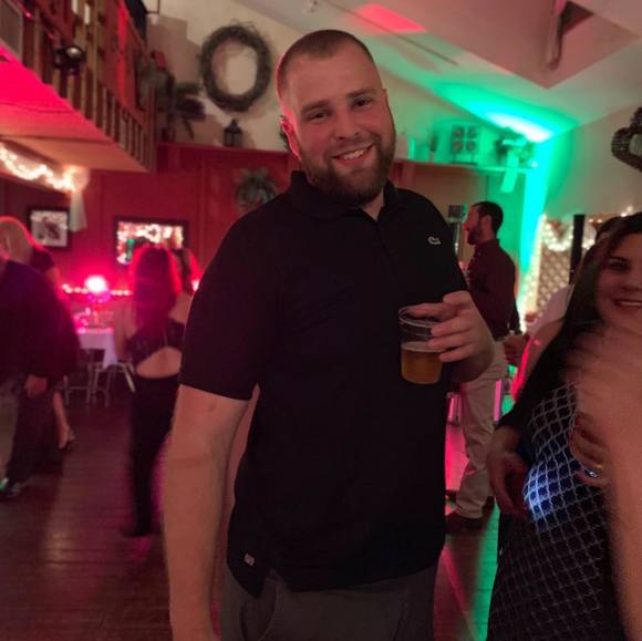 Profile Picture of Mike Kuether (@icexneighbor) on Poshmark