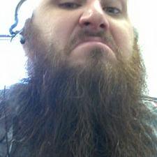 Profile Picture of Chris McCue (@ExeMCCUEtioneR) on Twitter