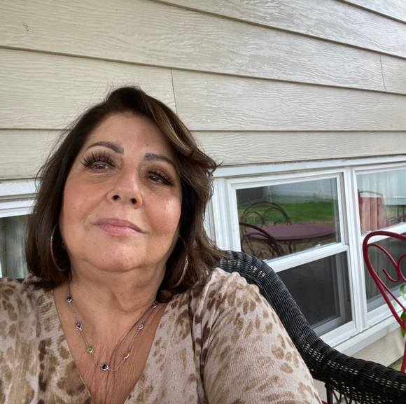 Profile Picture of Maria Bellot albert (@mariab1022) on Poshmark