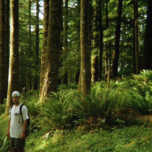 Profile Picture of Benjamin Pudelko (@bpud) on Poshmark