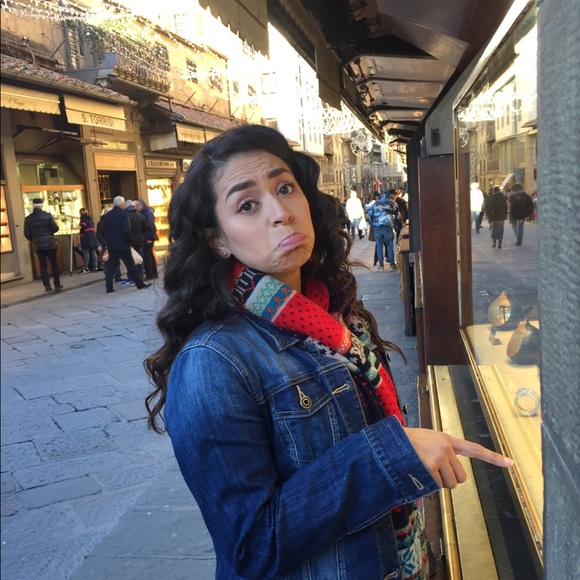 Profile Picture of Karen Schultz (@kbschultz1223) on Poshmark