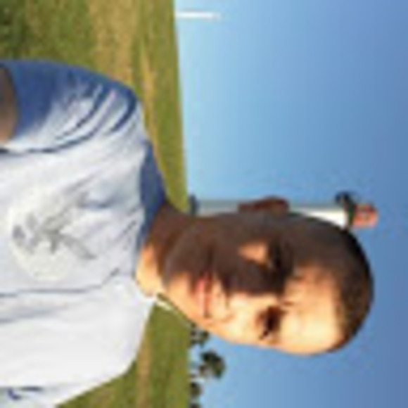 Profile Picture of Manny Duarte (@duartemanny542) on Poshmark