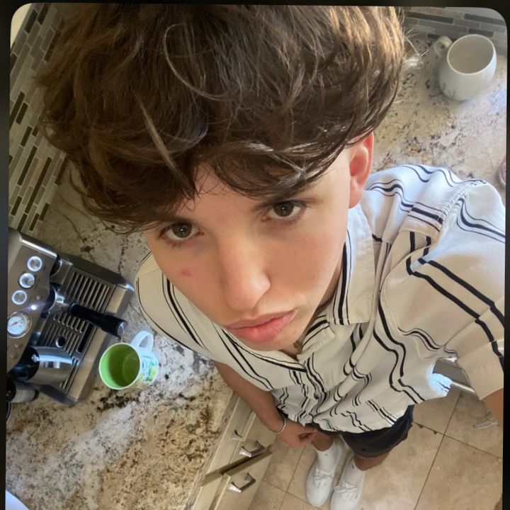 Profile Picture of David (@davidpoplavskiyy) on Tiktok