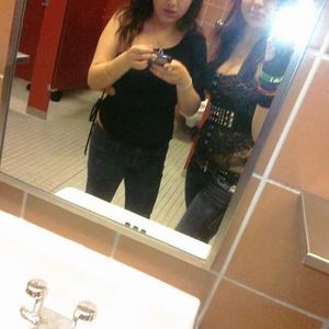 Profile Picture of Emily Herrera (@emilyizamarherrera) on Myspace