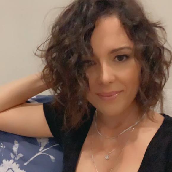 Profile Picture of Jacinta Wade (@jcwade) on Poshmark