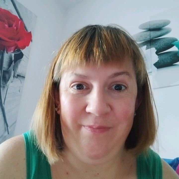 Profile Picture of stephanielakowski (@stephanielakowski) on Tiktok