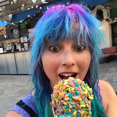 Profile Picture of Skye Mayring ✈️ (@JoanJetsetter) on Twitter
