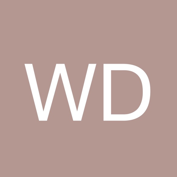 Profile Picture of Wainkrantzmachlinxg Dorenfeld (@achlinxg106251) on Poshmark