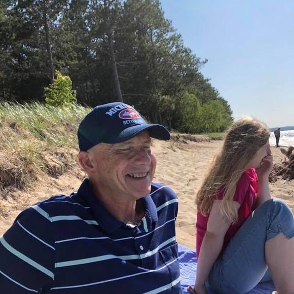 Profile Picture of Mike Samenus (@samenus) on Poshmark
