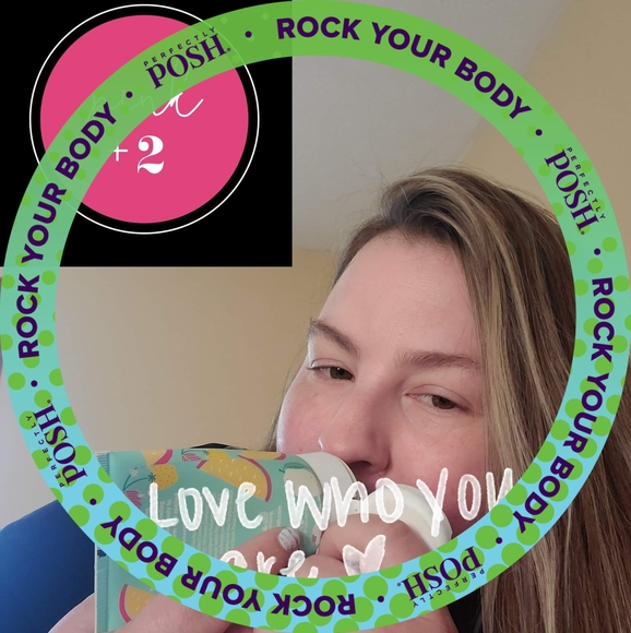 Profile Picture of Alisha Bennett (@alishajbennett) on Poshmark