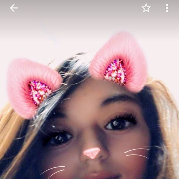 Profile Picture of Bianca Lara (@pionthecat112) on Poshmark