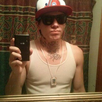 Profile Picture of Leo (@larocque306) on Twitter