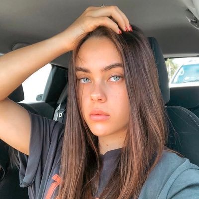 Profile Picture of Ave (@averygrier_) on Twitter