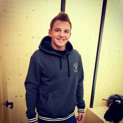 Profile Picture of Sheldon Randall (@sheldezzee19) on Twitter