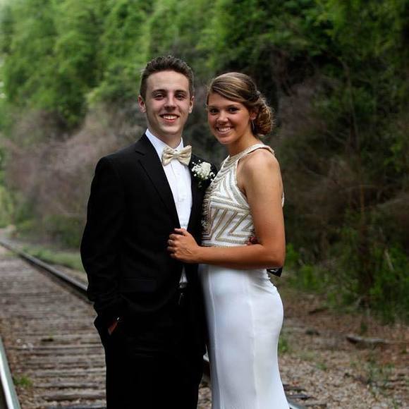Profile Picture of Aaron Hodges (@ahodges517) on Poshmark