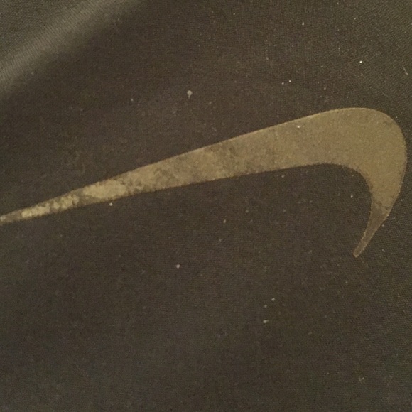 Profile Picture of Ryan Whiles (@rwhiles) on Poshmark