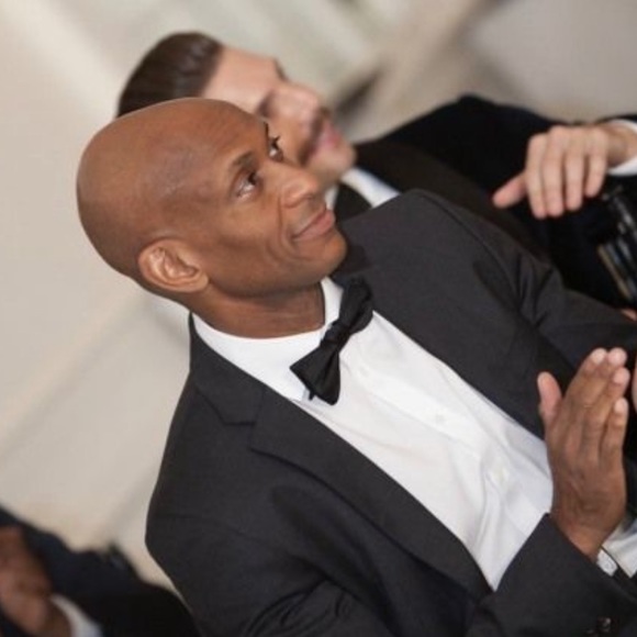Profile Picture of Raoul Russell (@raoulthemover) on Poshmark