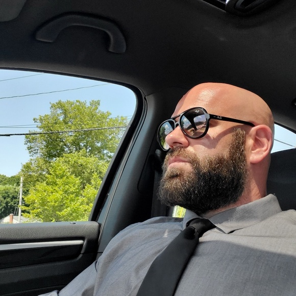 Profile Picture of Mike Havlicek (@miccecka) on Poshmark