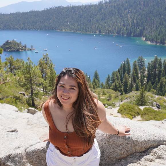 Profile Picture of Justine Libby-sinco (@aurorasinco) on Poshmark