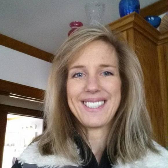 Profile Picture of Tracy Potter (@tracyharwood1) on Poshmark