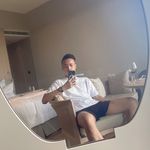 Profile Picture of 王冠崴 (@jimmy.wang__) on Instagram