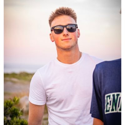 Profile Picture of Nick_Guzek (@nick7435) on Twitter