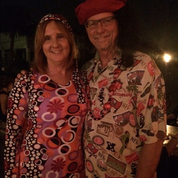 Profile Picture of Scott Scurlock (@scurlos) on Poshmark