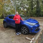 Profile Picture of Robin Karter (@Robin-Karter) on Facebook