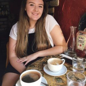 Profile Picture of Phoebe Sharp (@pml_sharp) on Twitter