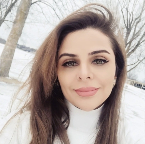 Profile Picture of Sara Hassan (@sarahassan596) on Poshmark