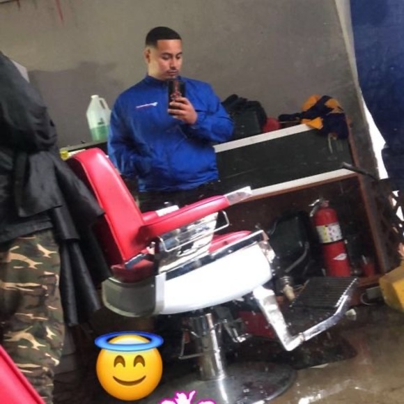 Profile Picture of Eduardo Alvarez (@gosk8375) on Poshmark