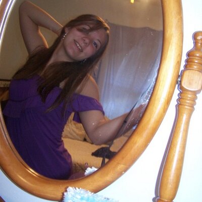 Profile Picture of Allison Singletary (@Allisauraus) on Twitter