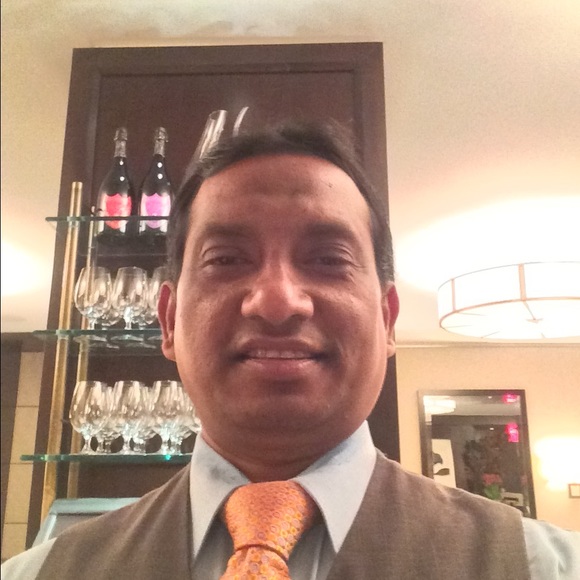 Profile Picture of Shahab Chowdhury (@shahabchowdhury) on Poshmark