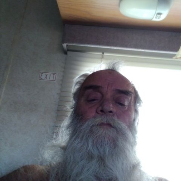 Profile Picture of Steve Fry (@frysteve49) on Poshmark