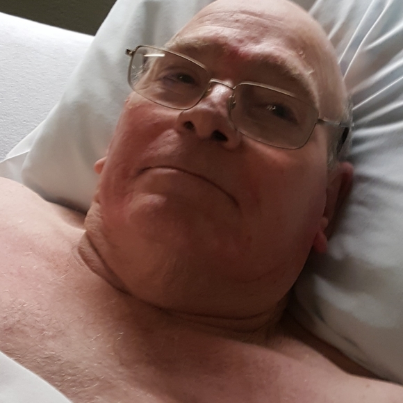 Profile Picture of Lisa Newland (@lmn112385) on Poshmark