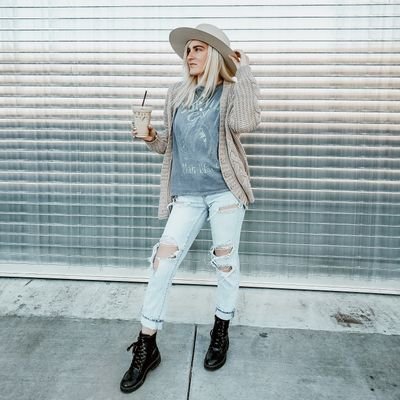 Profile Picture of Courtney Austin (@orangeblogsom) on Twitter