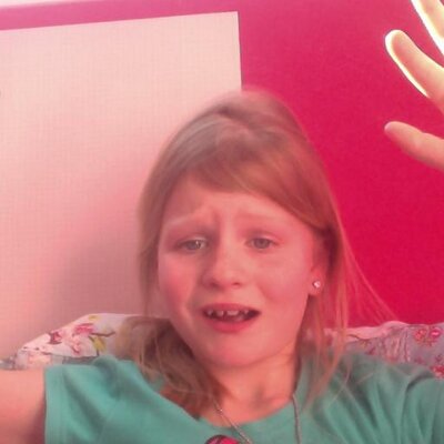 Profile Picture of Anne (@AnneSwagger123) on Twitter