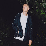 Profile Picture of Adam Pearce (@AdamPearceMedia) on Youtube