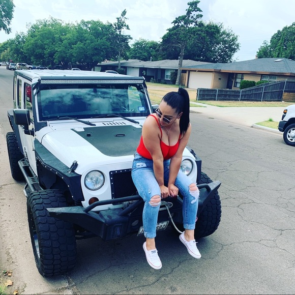 Profile Picture of Ivy Charles (@ivycharles) on Poshmark