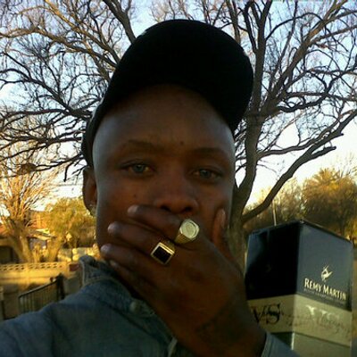 Profile Picture of Edward Button (@GuluvaButton) on Twitter