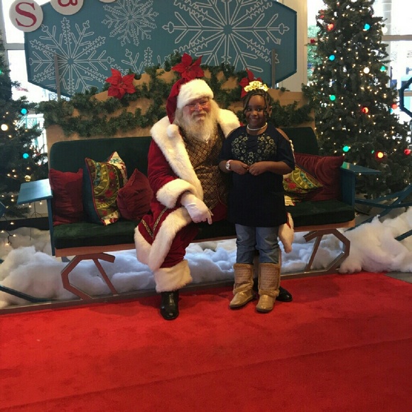 Profile Picture of Lakendra Wilson (@elisewilson1) on Poshmark