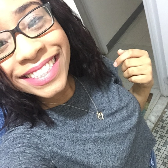 Profile Picture of Isis Gaddy (@isgddy) on Poshmark